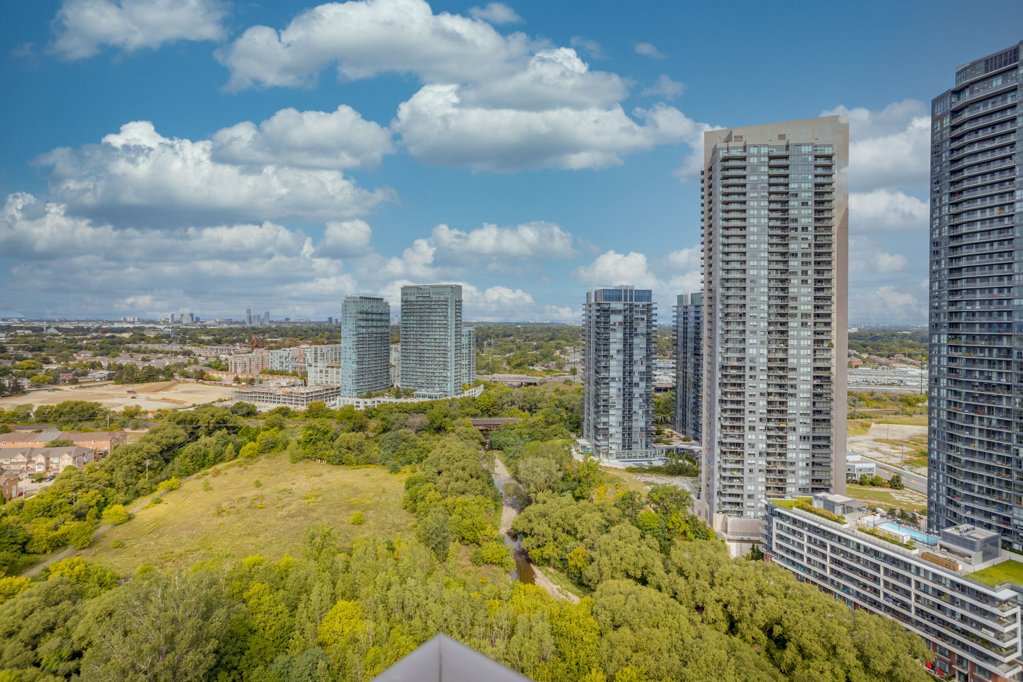 15 Legion Rd - Unit LPH3, Toronto, ON M8V 0A9, CA Photo 33