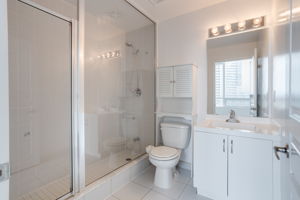 15 Legion Rd - Unit LPH3, Toronto, ON M8V 0A9, CA Photo 20