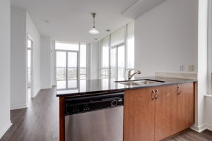 15 Legion Rd - Unit LPH3, Toronto, ON M8V 0A9, CA Photo 13