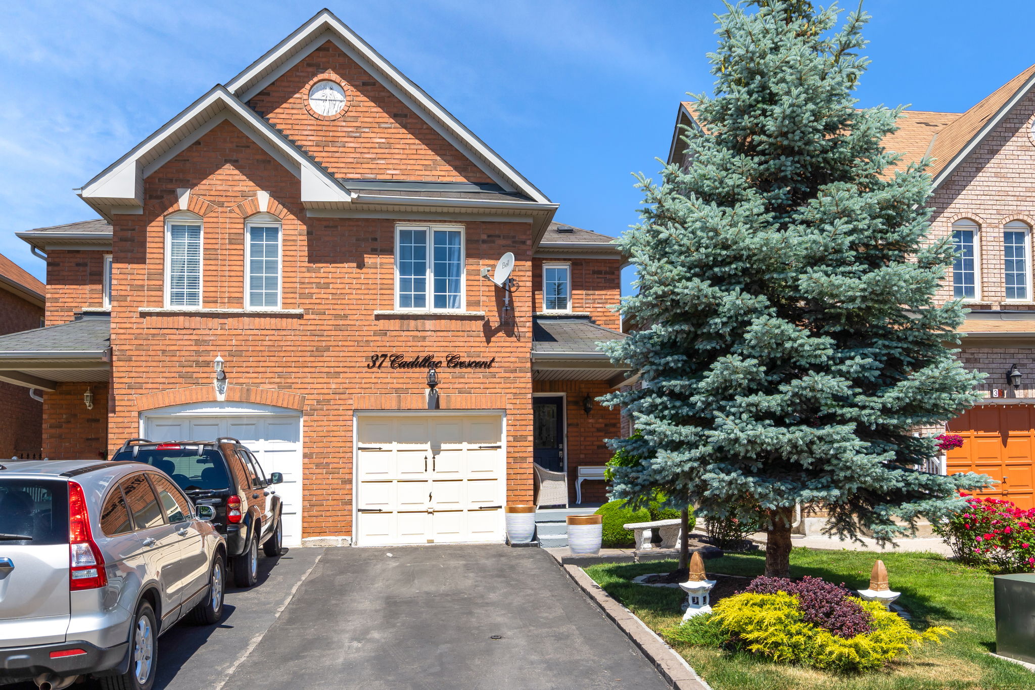 37 Cadillac Crescent, Brampton, ON L7A 3B3, CA