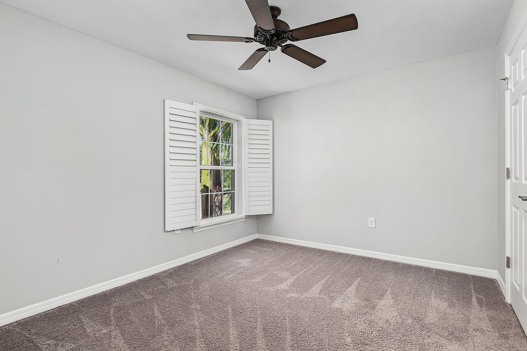 12517 Laurel Cove Dr, Fort Myers, FL 33913, US Photo 14