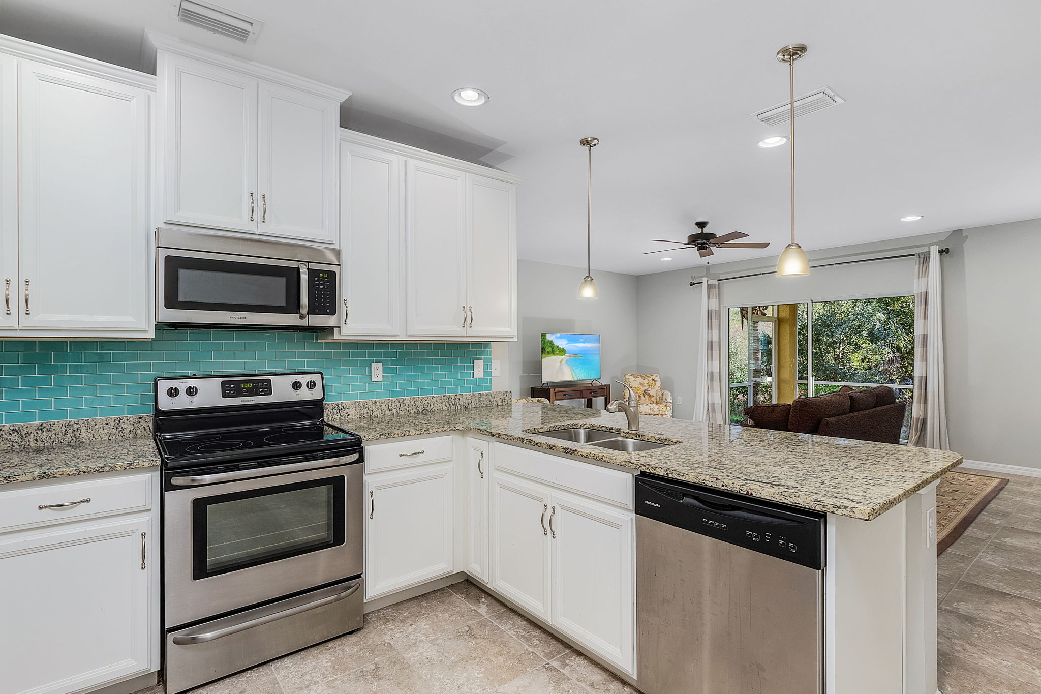 12517 Laurel Cove Dr, Fort Myers, FL 33913, US Photo 11