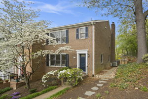 17 N Oakland St, Arlington, VA 22203, US Photo 4