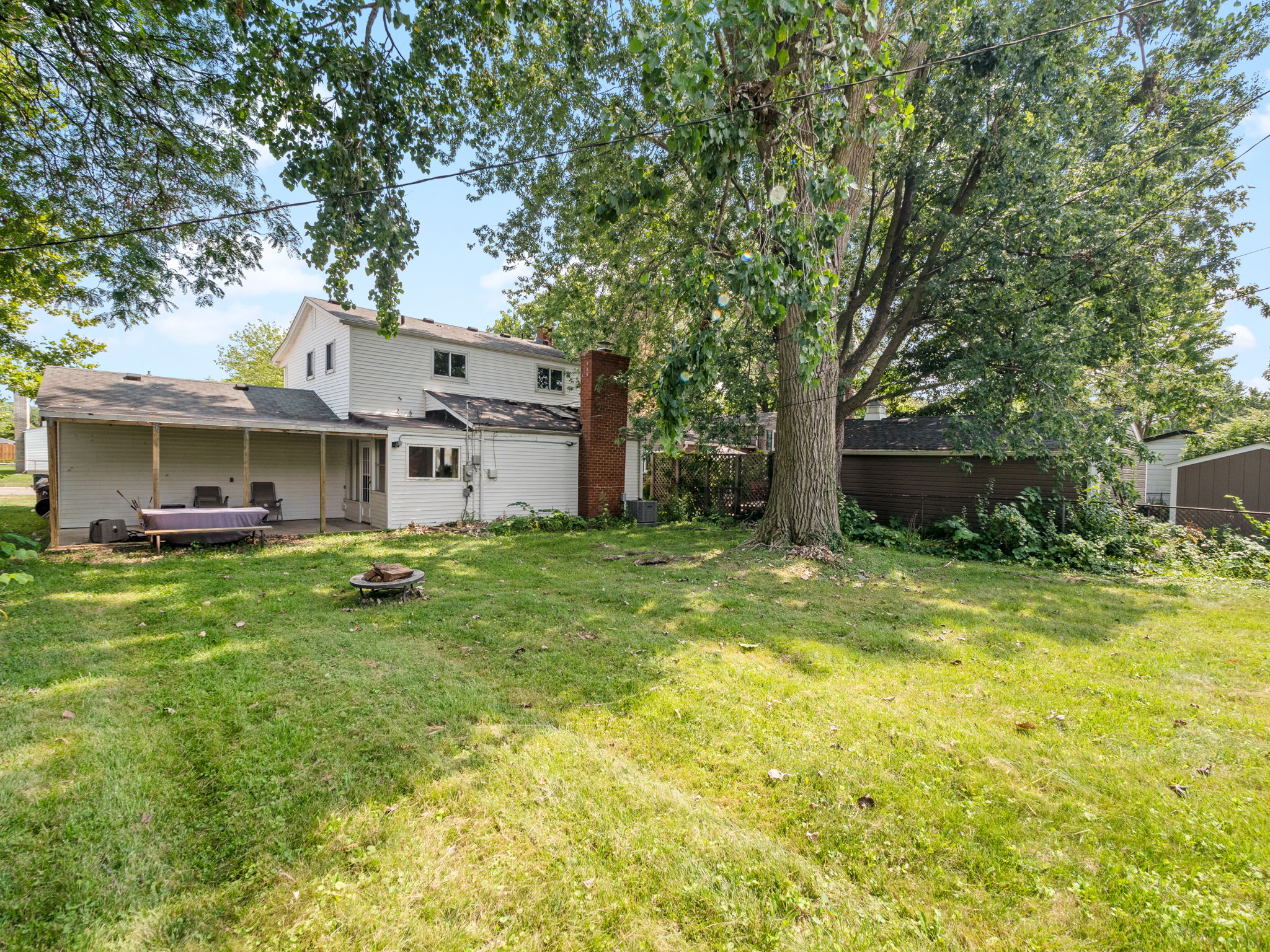 1077 Langley Blvd, Clawson, MI 48017, USA Photo 3