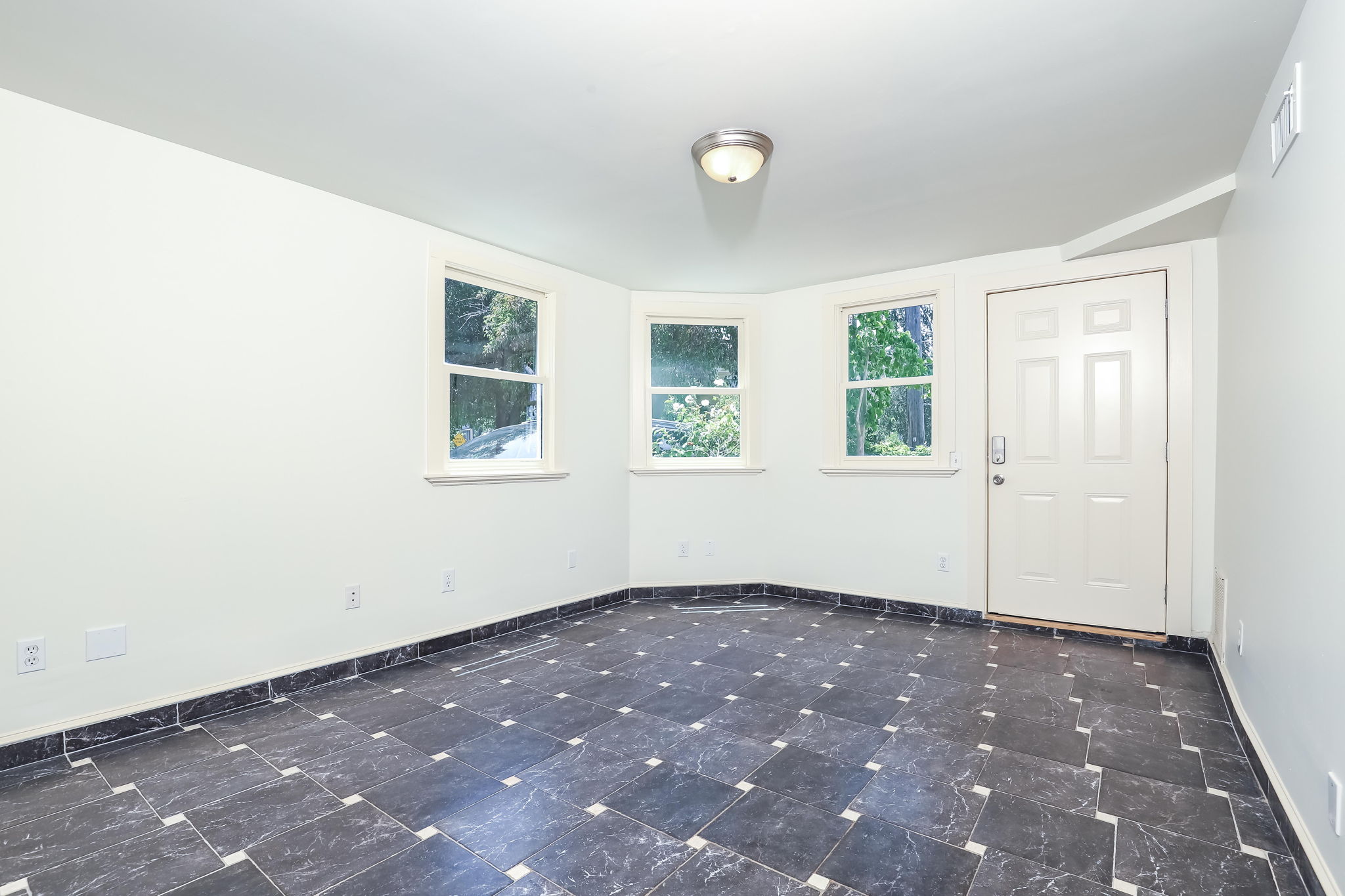 1813 Seventh St, Berkeley, CA 94710, USA Photo 16