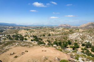 44101 De Portola Rd, Temecula, CA 92592, US Photo 0