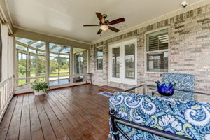Screened-in Porch