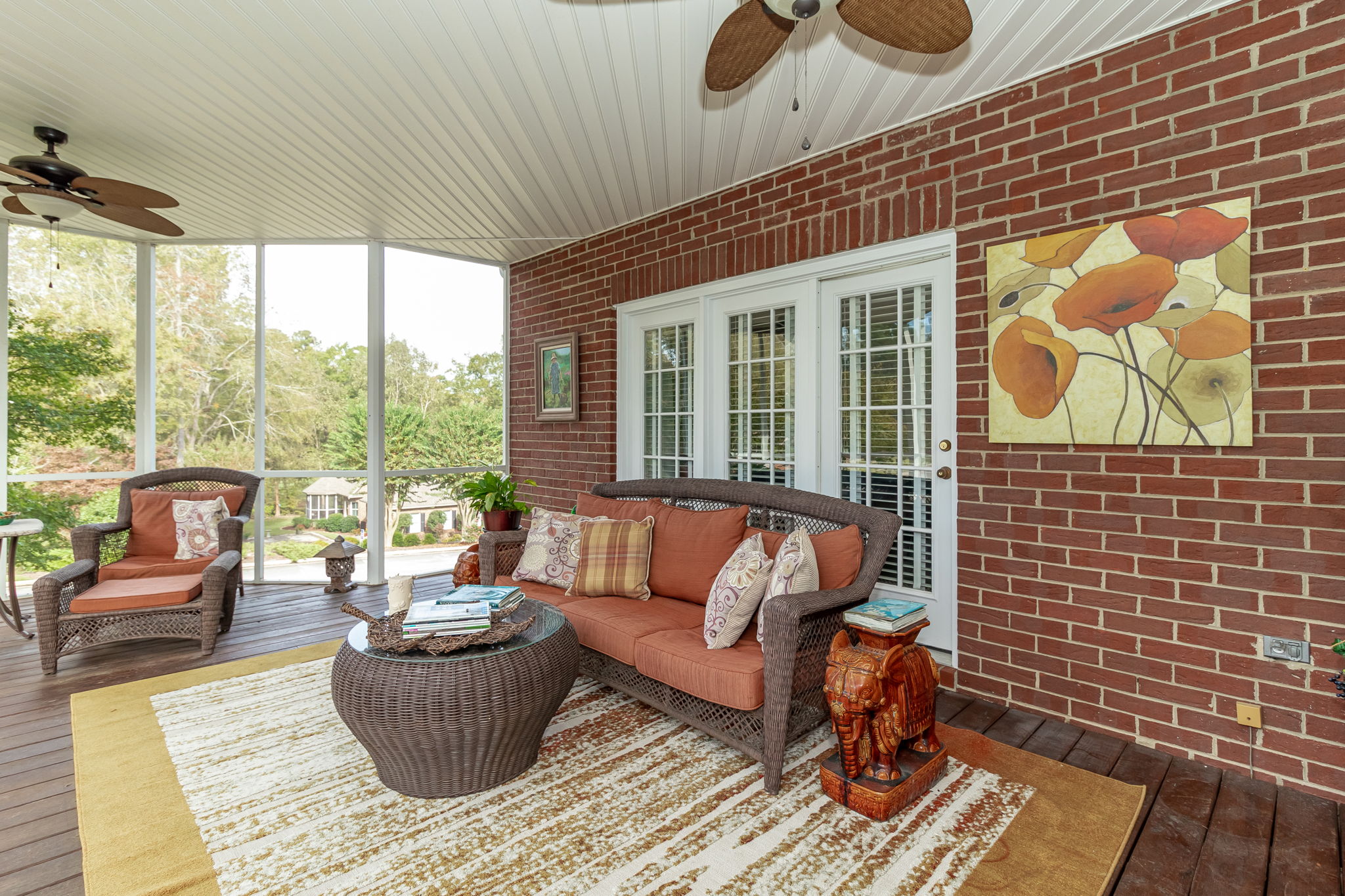 Screened-in Porch