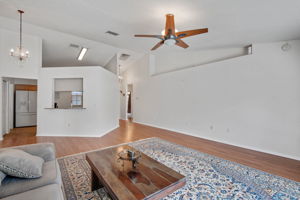 17709 Emerald Green Pl, Tampa, FL 33647, US Photo 8