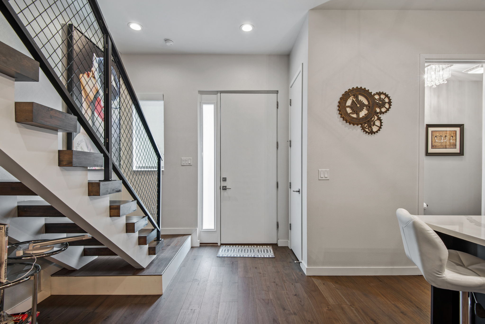 357 7th St S, St. Petersburg, FL 33701, USA Photo 6