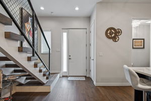 357 7th St S, St. Petersburg, FL 33701, USA Photo 5