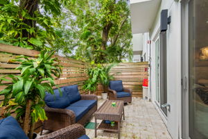 357 7th St S, St. Petersburg, FL 33701, USA Photo 36