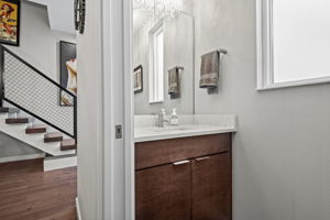 357 7th St S, St. Petersburg, FL 33701, USA Photo 18