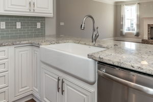 Kitchen- Farmhouse Sink