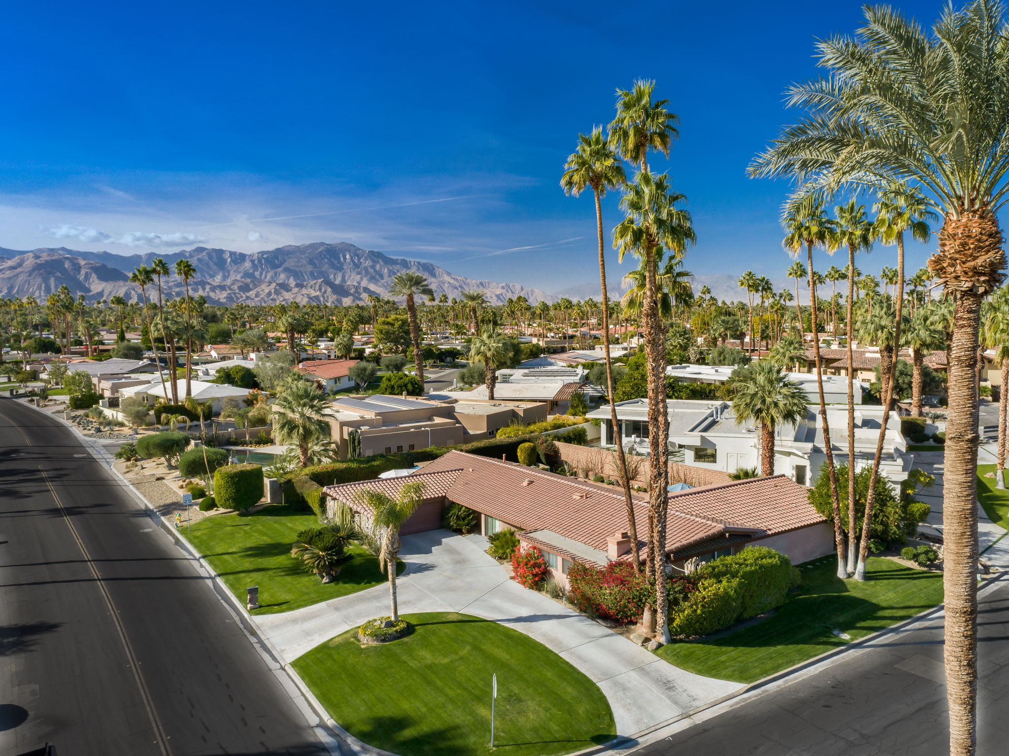 76430 Fairway Dr, Indian Wells, CA 92210, US Photo 3