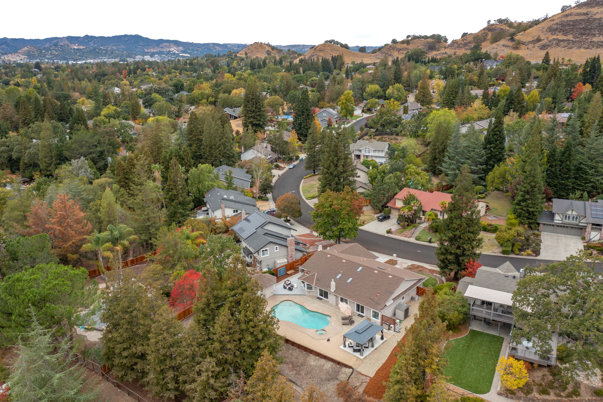 1743 Oro Valley Cir, Walnut Creek, CA 94596, USA Photo 42