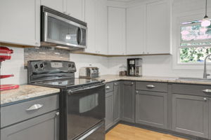 14946 Echo Way, Apple Valley, MN 55124, US Photo 6