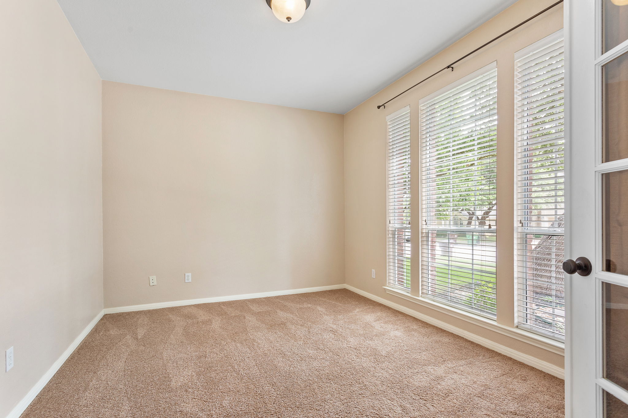 1816 Paradise Ridge Dr, Round Rock, TX 78665, USA Photo 16