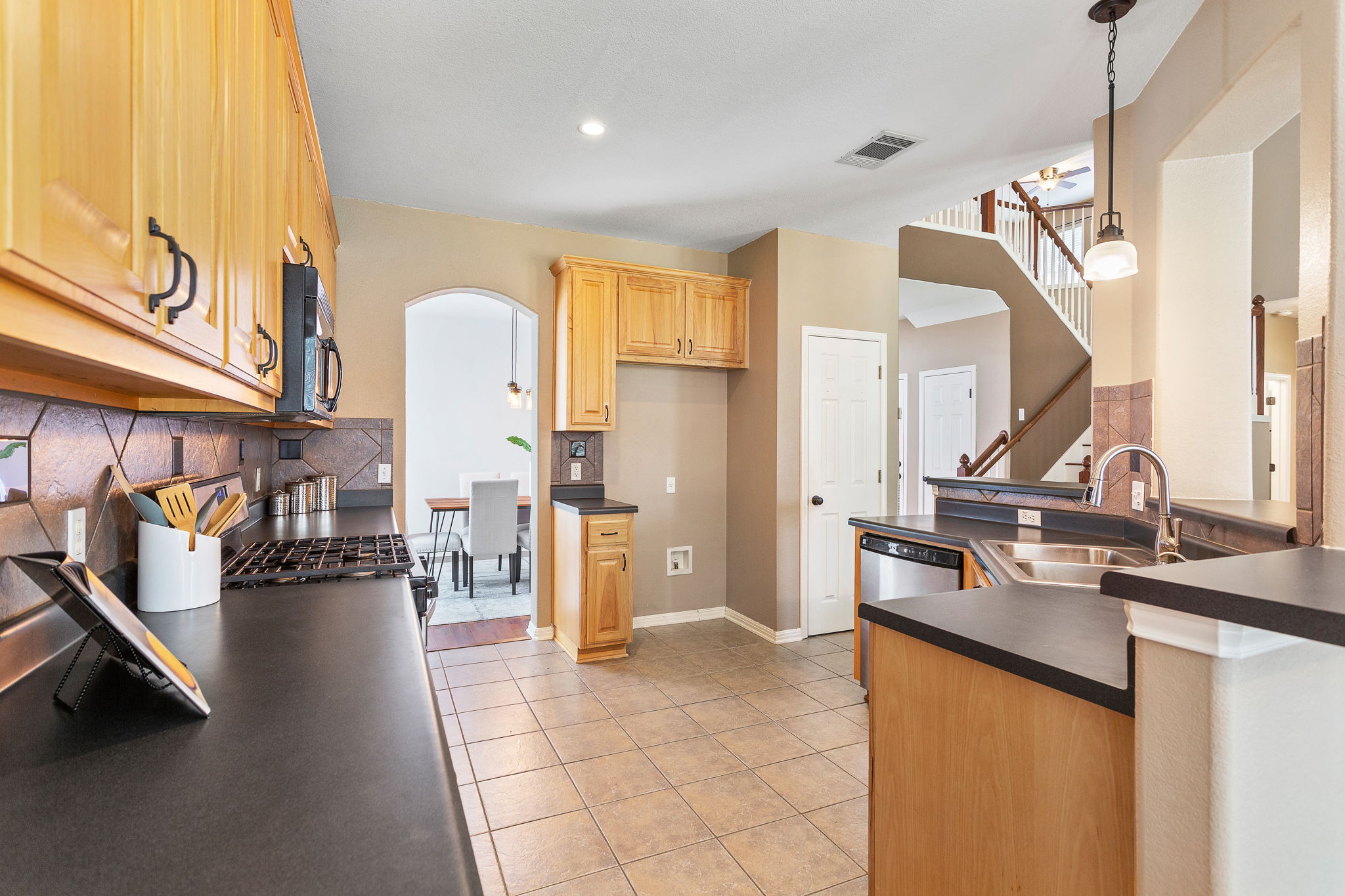 1816 Paradise Ridge Dr, Round Rock, TX 78665, USA Photo 10
