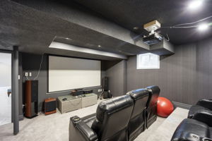 12 Cygnus Dr, Richmond Hill, ON L4C 8P2, CA Photo 8