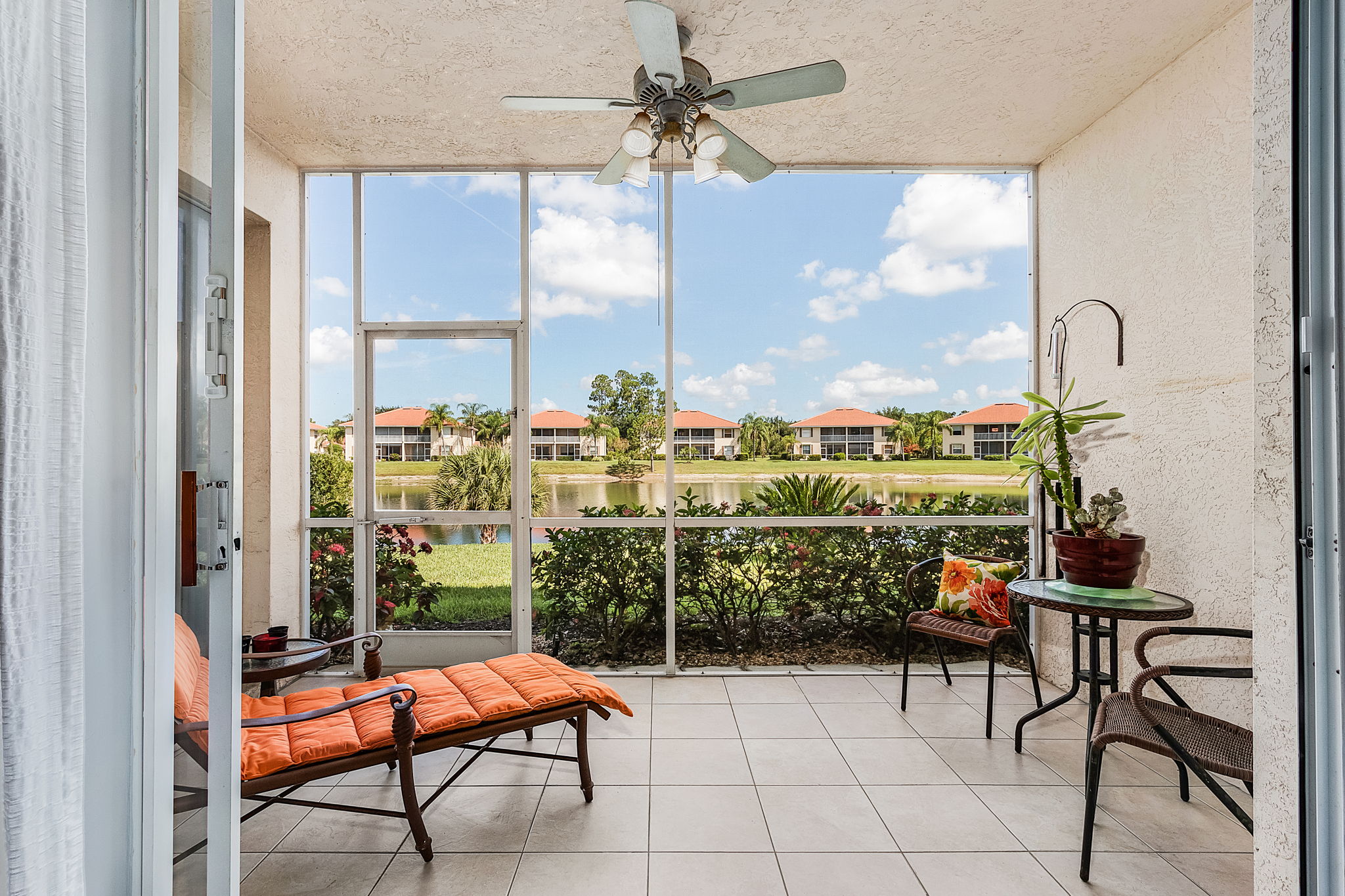 300 Robin Hood Cir Unit 101, Naples, FL 34104, US Photo 21