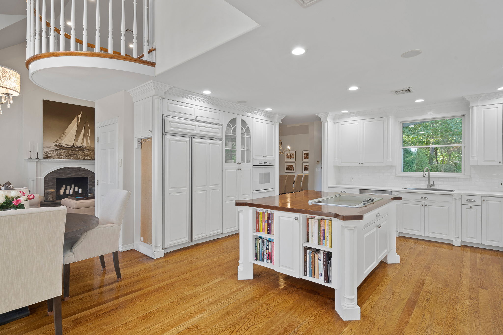 8 Spring Hollow Rd, Centerport, NY 11721, US Photo 7