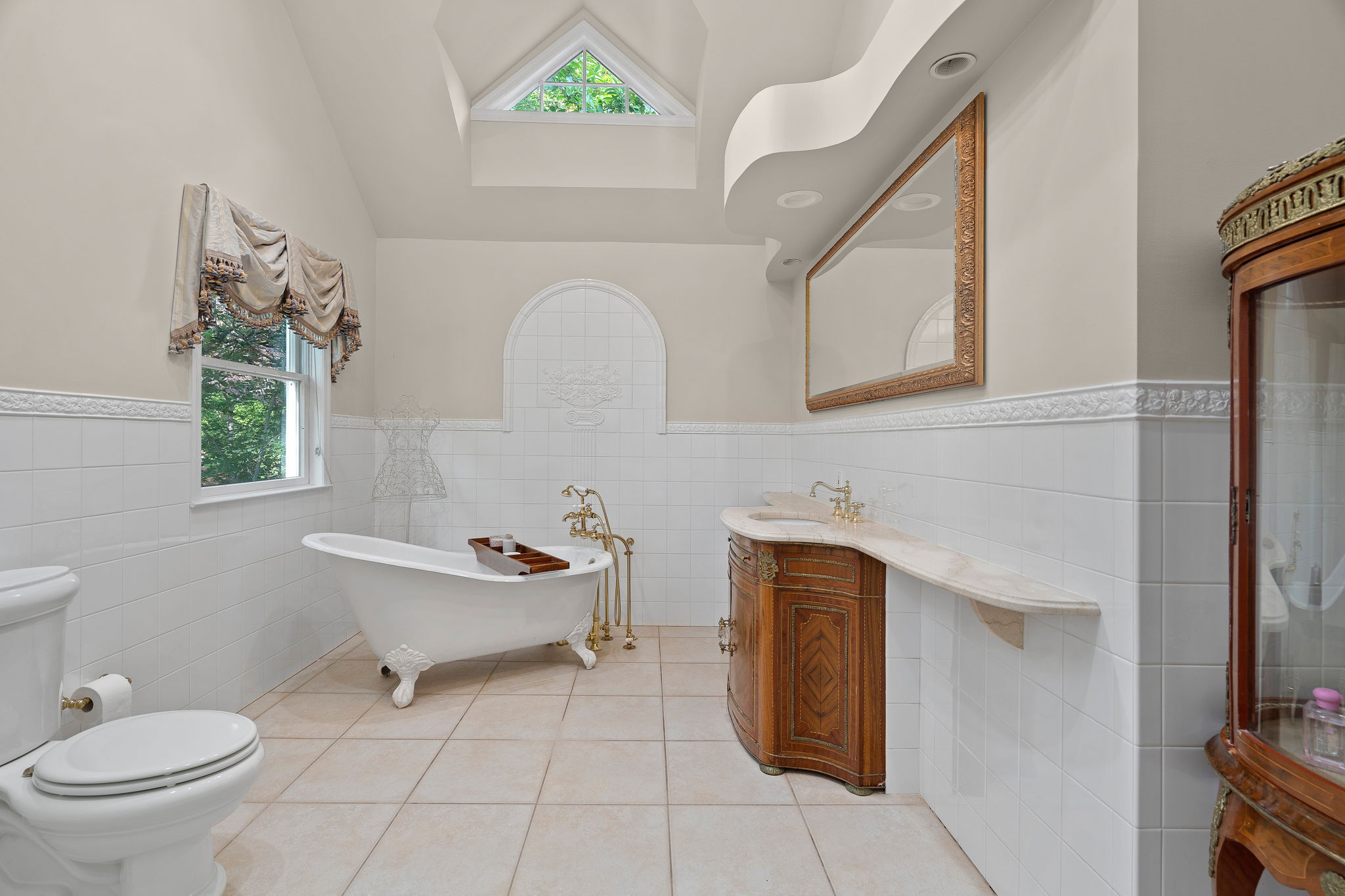 8 Spring Hollow Rd, Centerport, NY 11721, US Photo 33