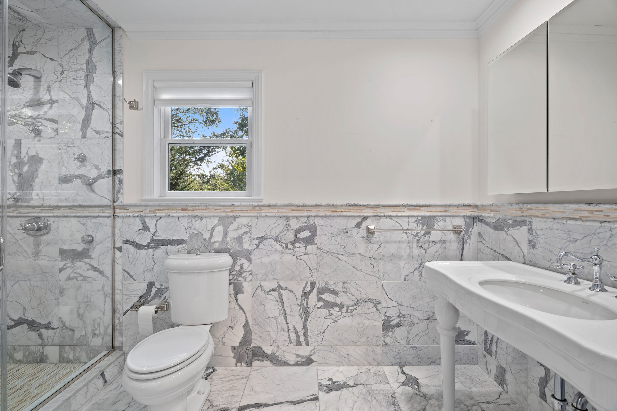 8 Spring Hollow Rd, Centerport, NY 11721, US Photo 39