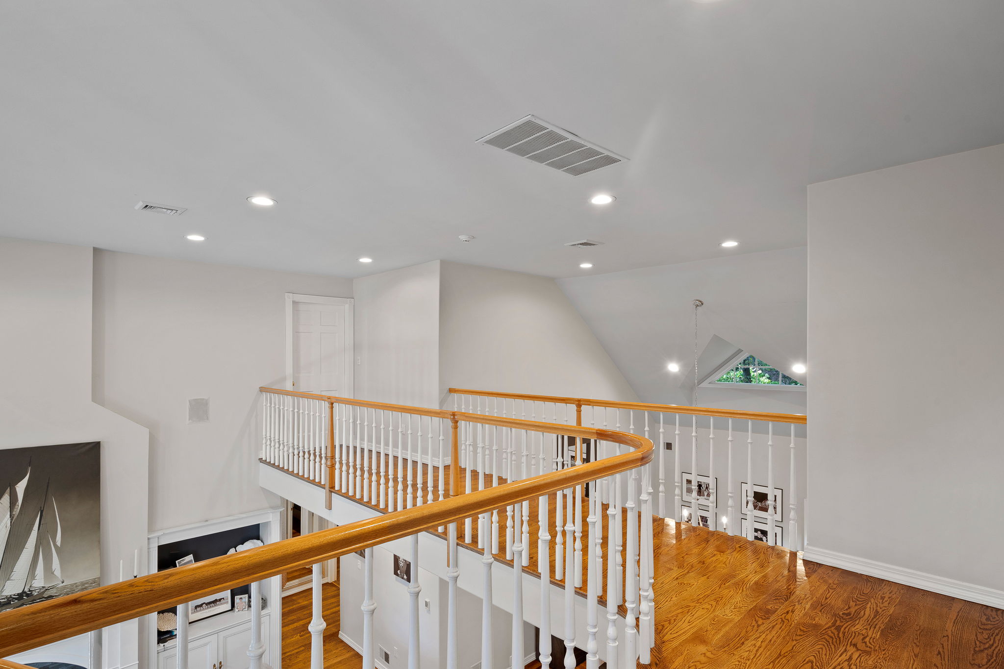 8 Spring Hollow Rd, Centerport, NY 11721, US Photo 29