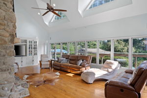 8 Spring Hollow Rd, Centerport, NY 11721, US Photo 26