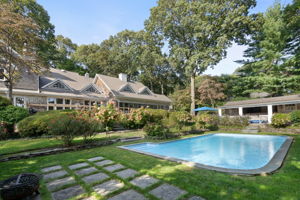 8 Spring Hollow Rd, Centerport, NY 11721, US Photo 43