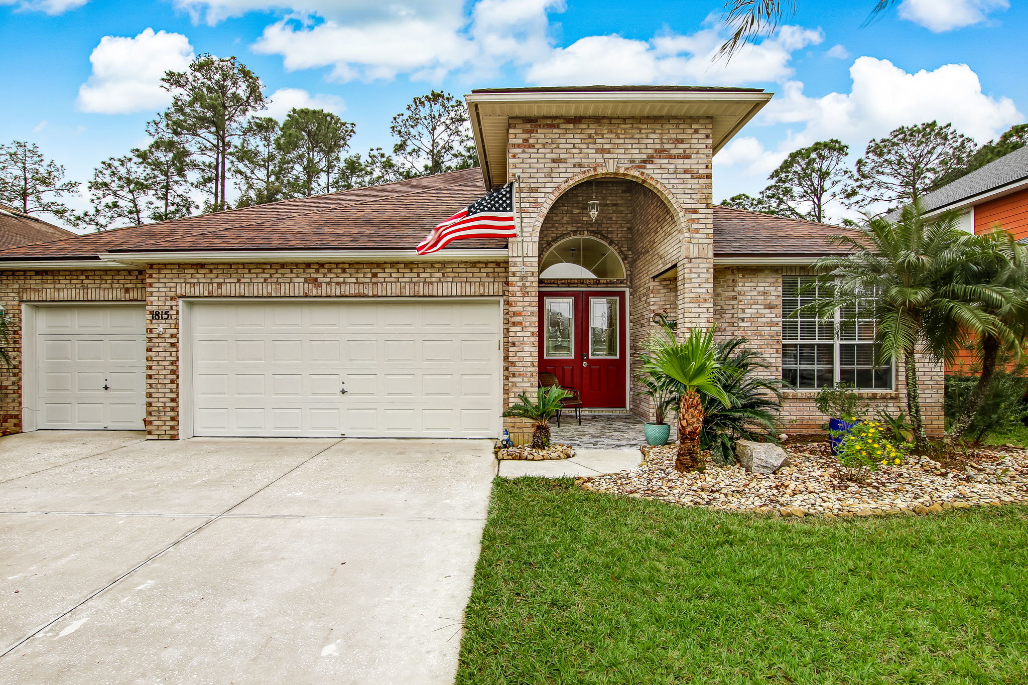 Welcome to 1815 Chatham Village Dr