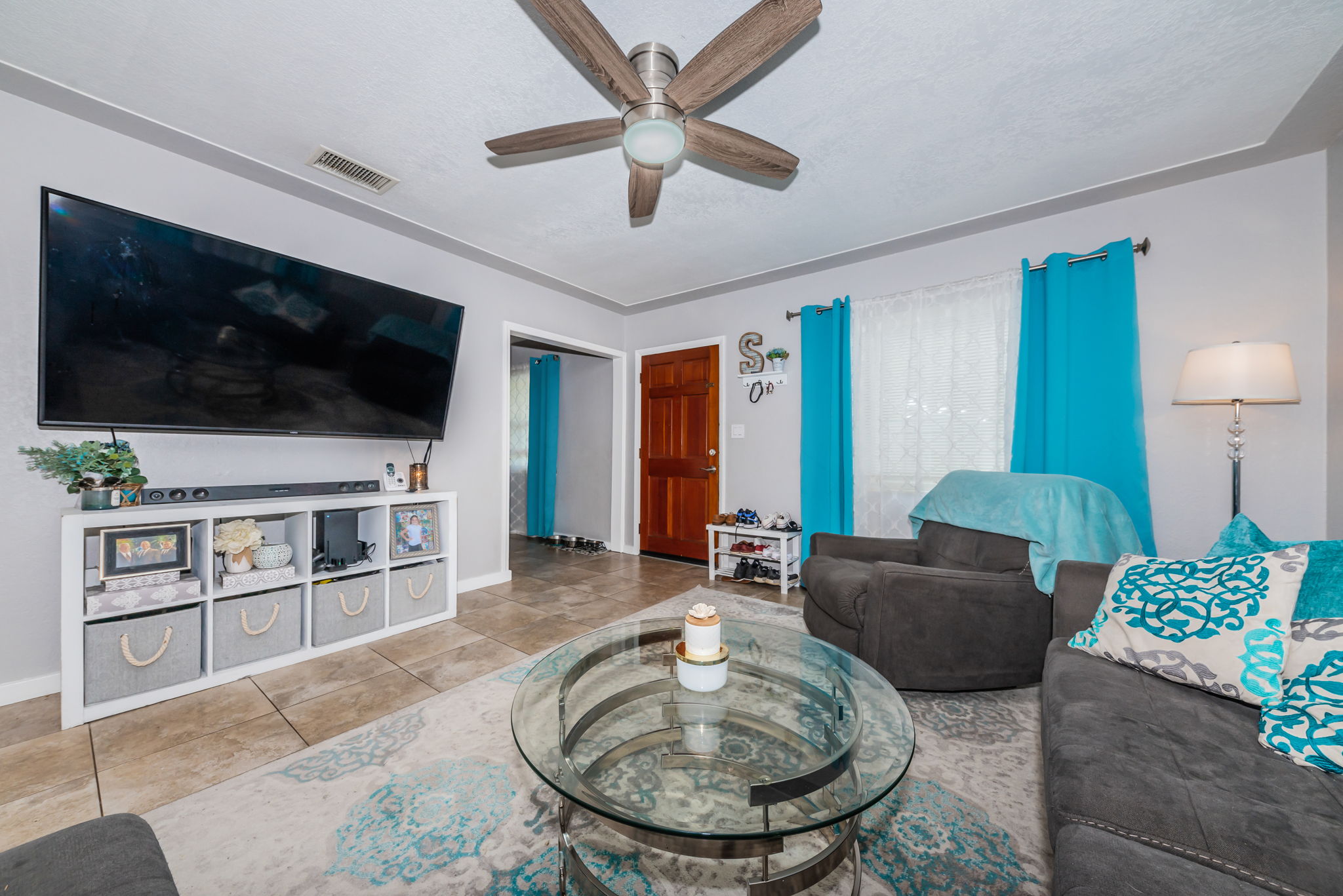 Living Room 4-3