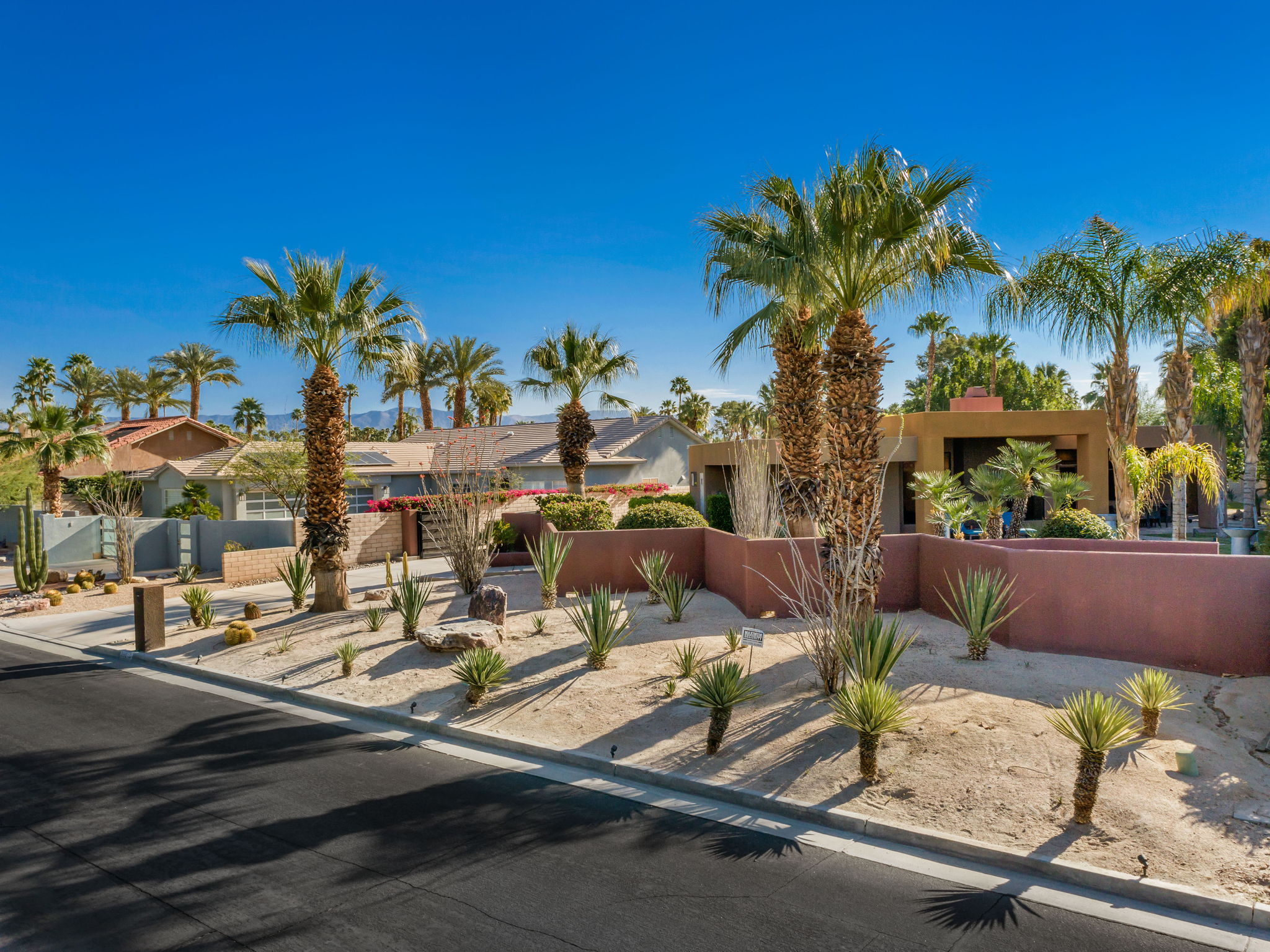 36640 Palomino Ln, Rancho Mirage, CA 92270, US Photo 3