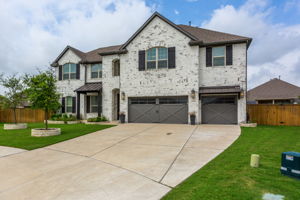 20104 Cloughmore Ct, Pflugerville, TX 78660, US Photo 3