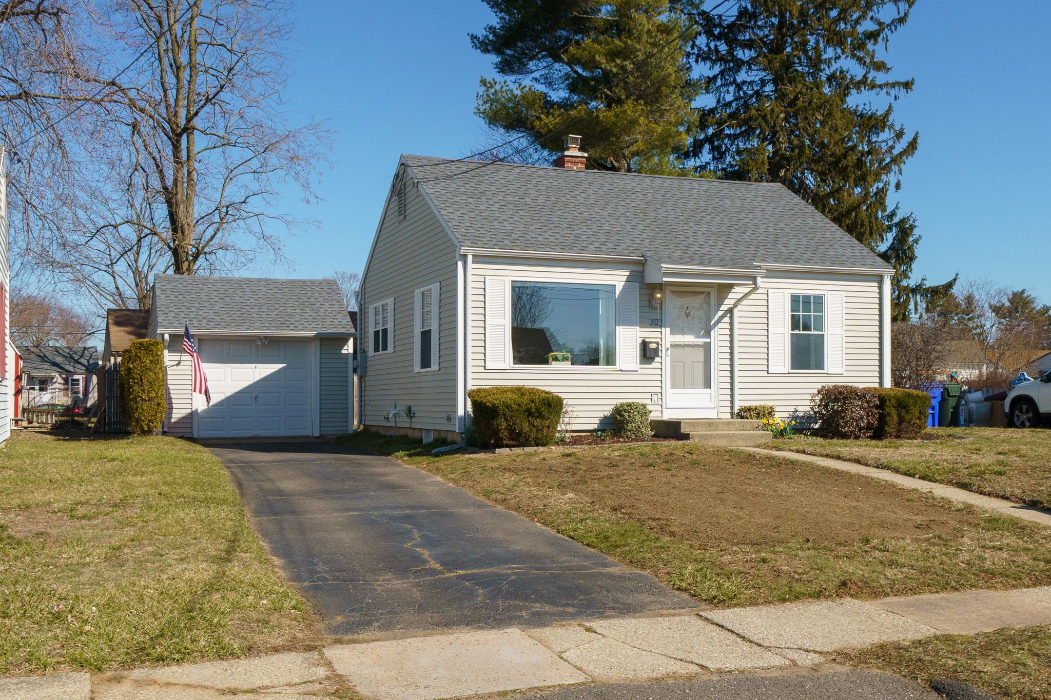 30 Sunny Reach Dr, East Hartford, CT 06118, US Photo 1