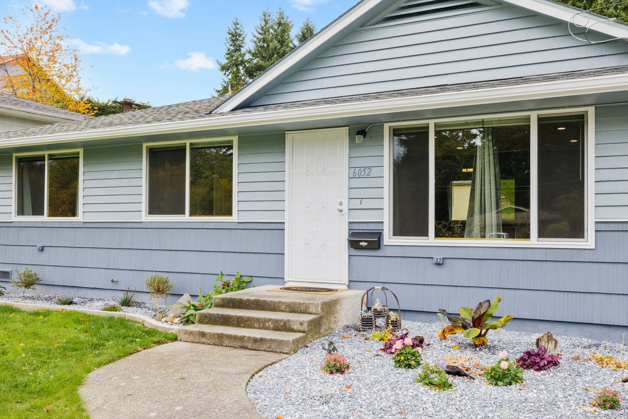 6052 S Asotin Ct, WA 98408