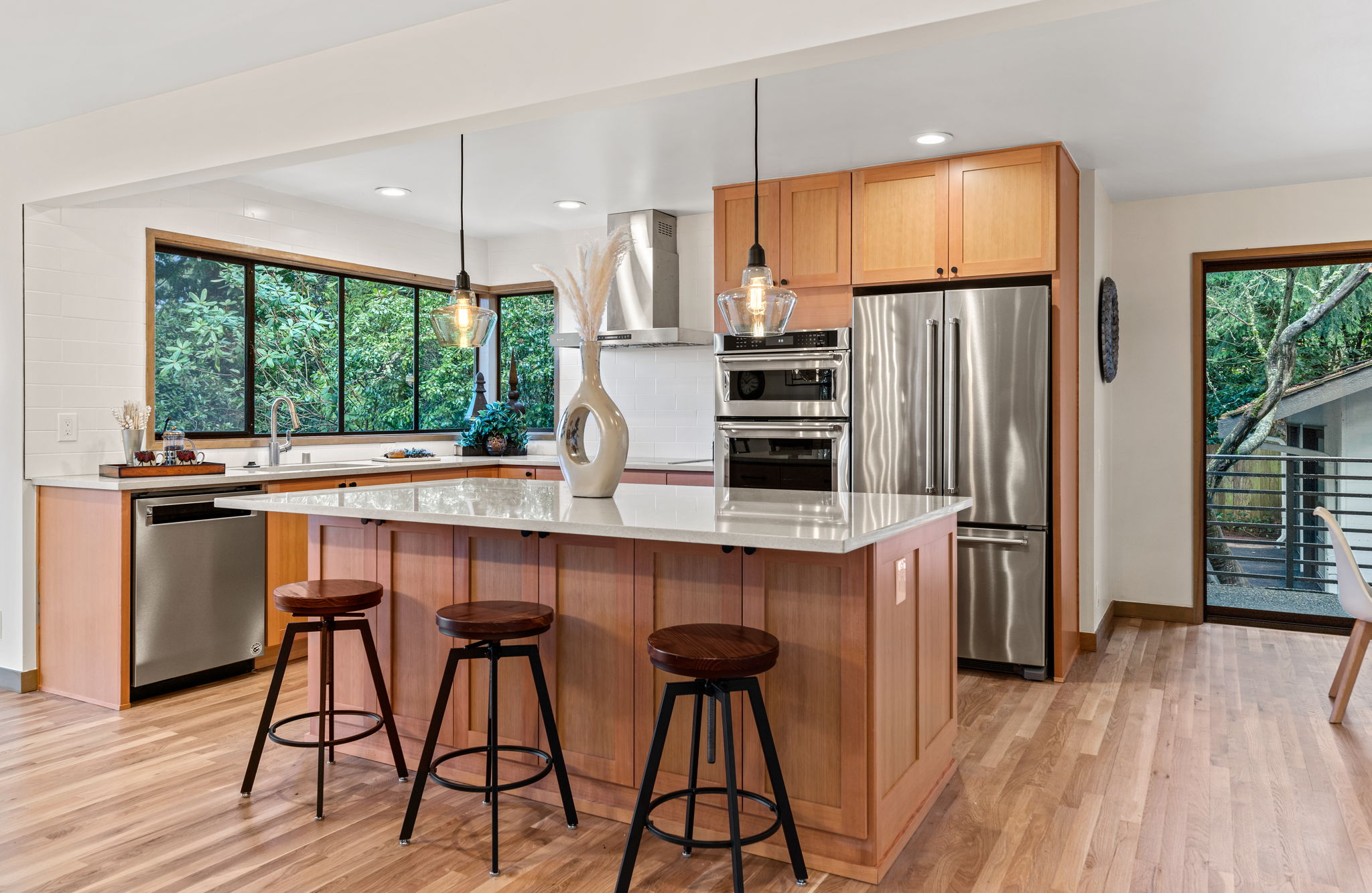 1000 NW 132nd St, Seattle, WA 98177, US Photo 14