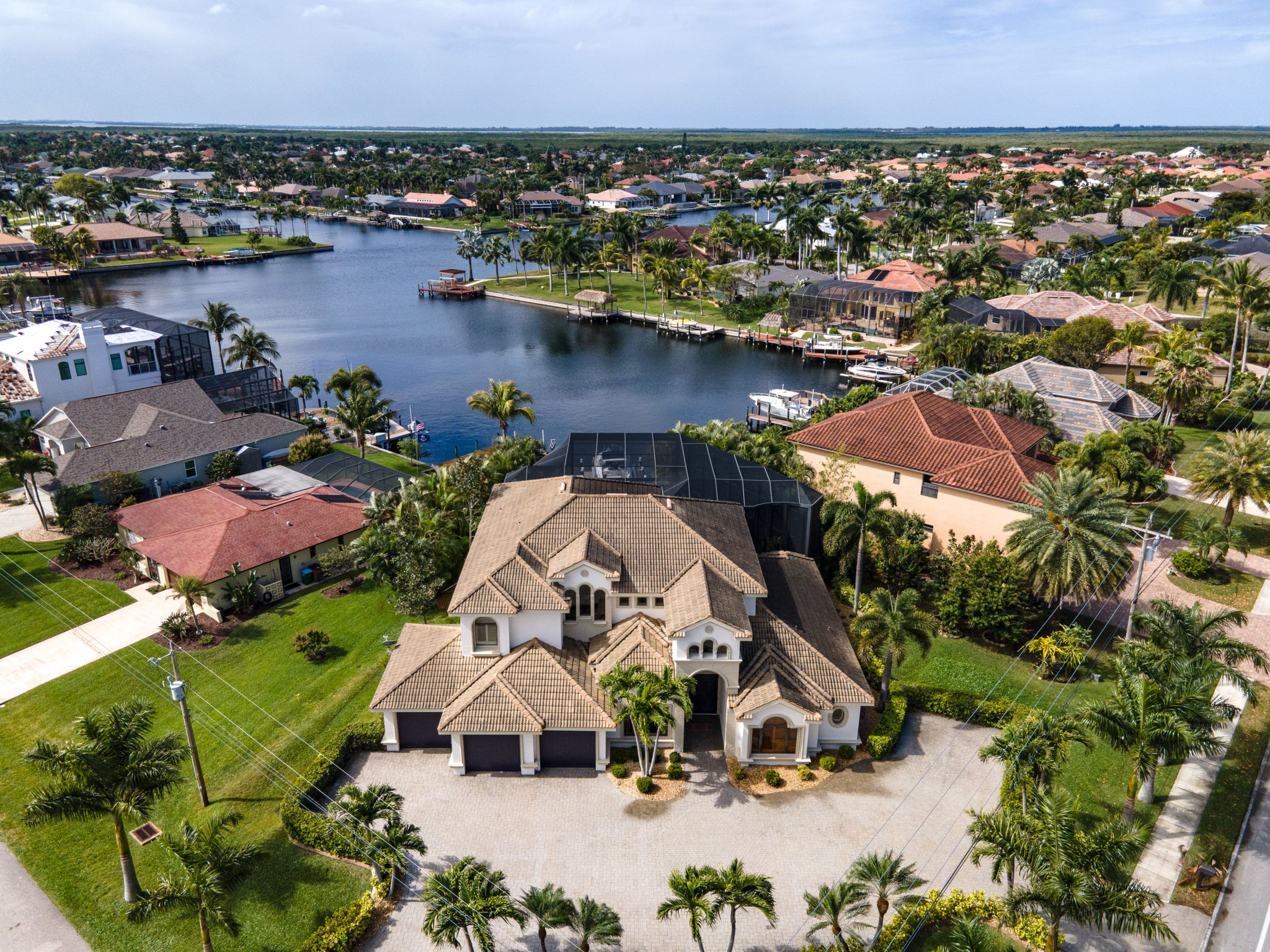 2518 Cape Coral Pkwy W, Cape Coral, FL 33914, US Photo 38
