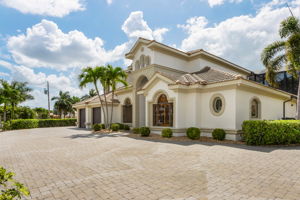 2518 Cape Coral Pkwy W, Cape Coral, FL 33914, US Photo 4