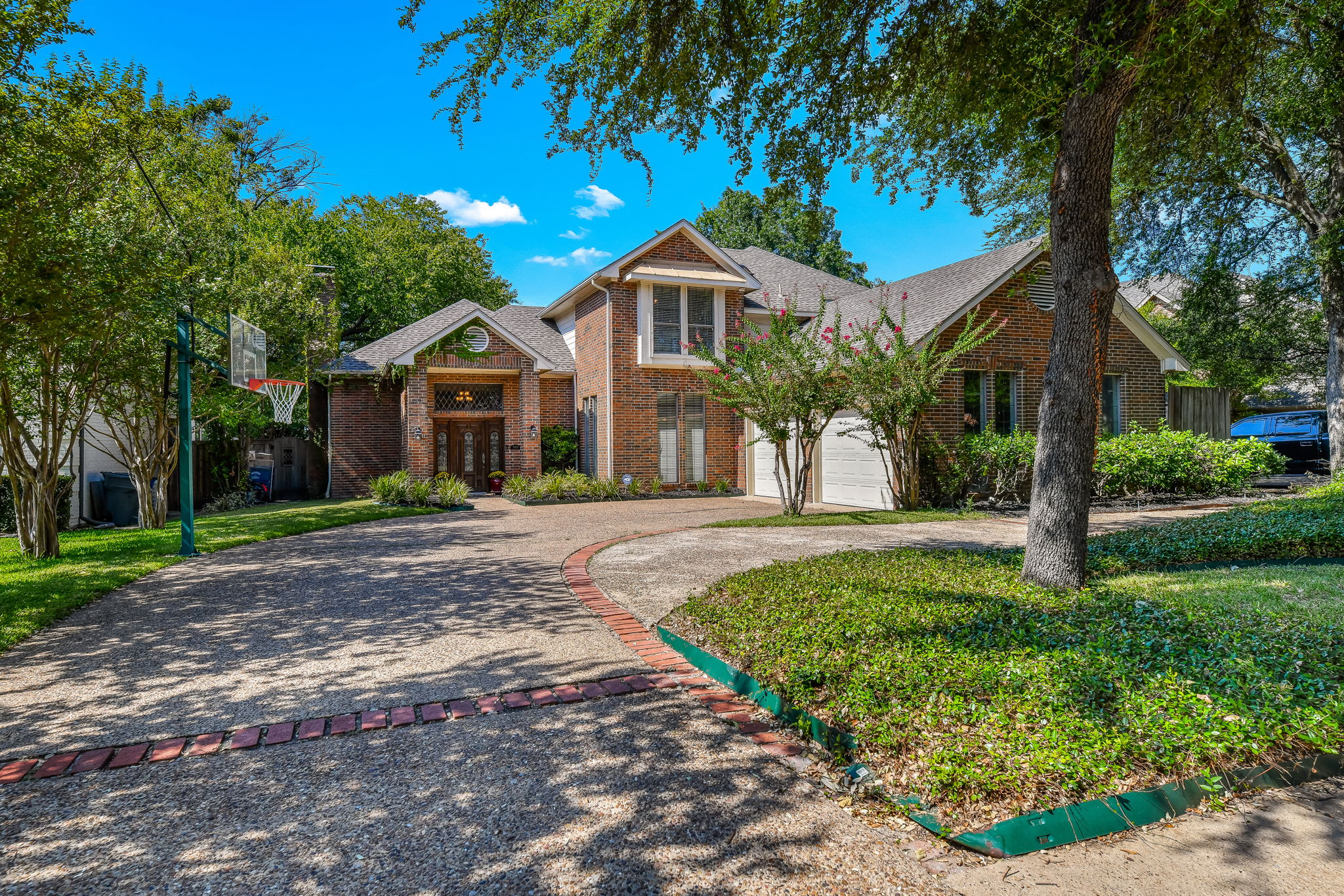 5919 Brushy Creek Trail, Dallas Picture The Sell