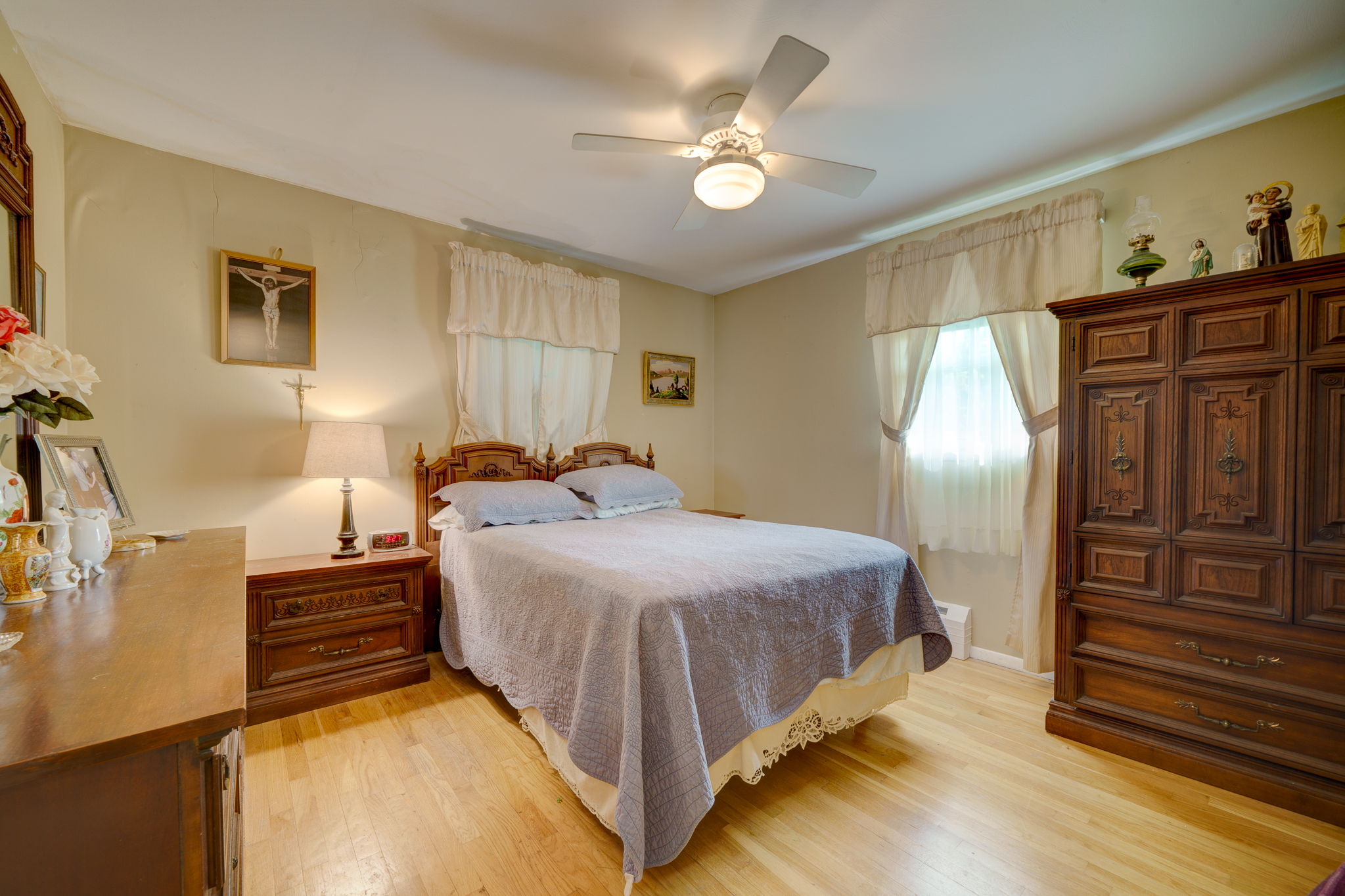 213 Basswood Dr, Middletown, CT 06457 Ed McCullough Photography