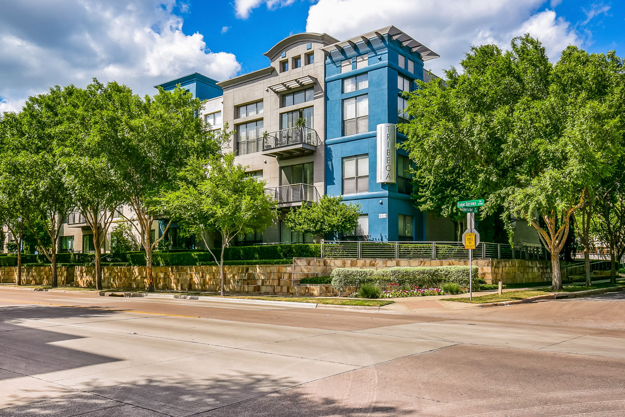 4414 Cedar Springs Rd Apt 323, Dallas Picture The Sell