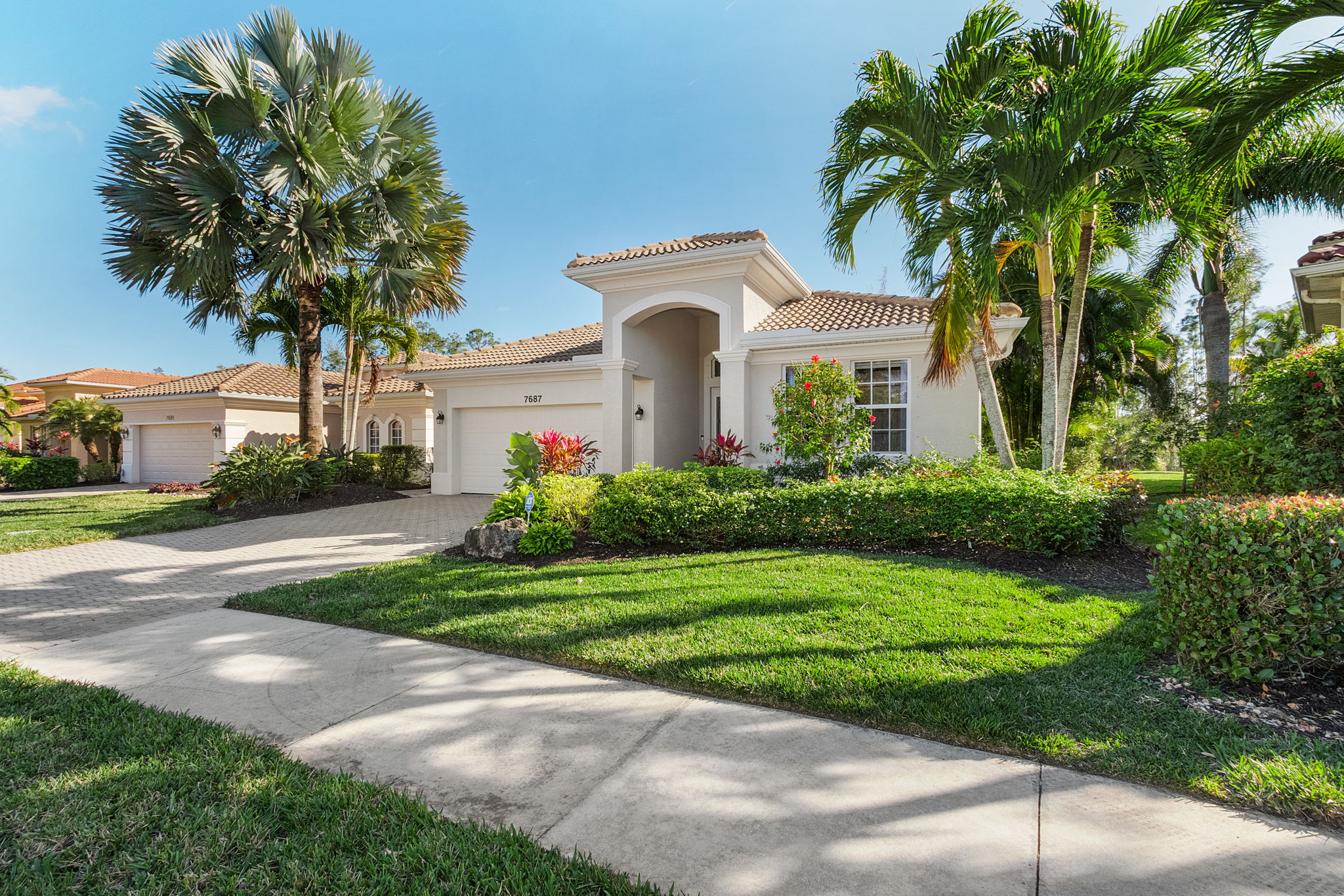 7687 Martino Cir, Naples, FL 34112, US Photo 3