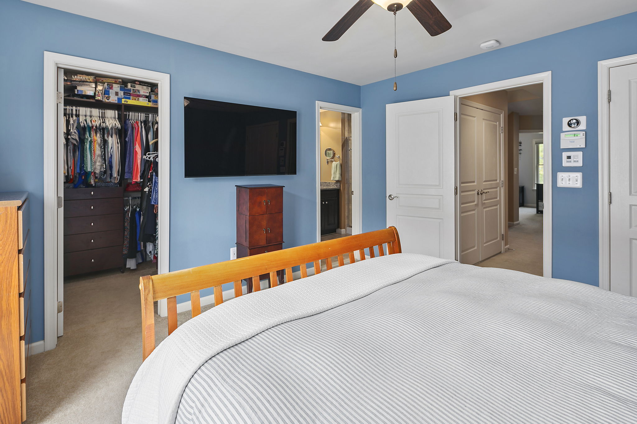 3349 S Kemper Rd, Arlington, VA 22206, USA Photo 25