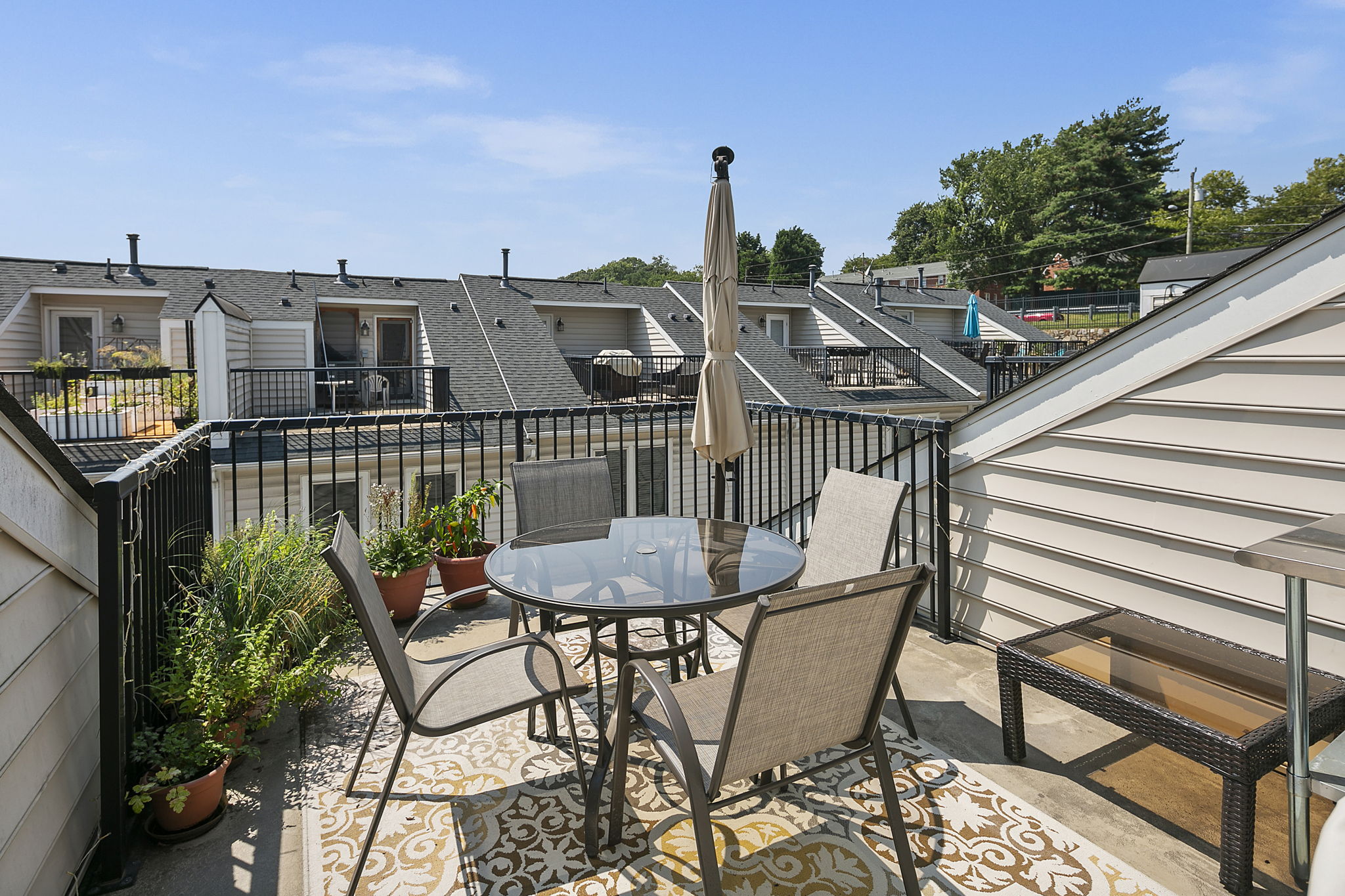 3349 S Kemper Rd, Arlington, VA 22206, USA Photo 33