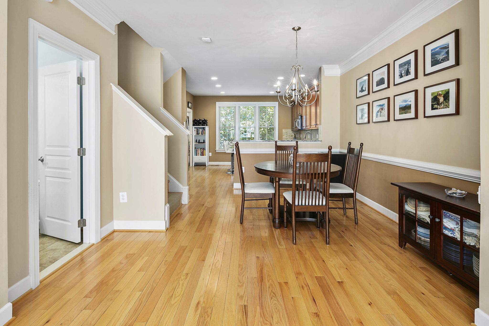 3349 S Kemper Rd, Arlington, VA 22206, USA Photo 20