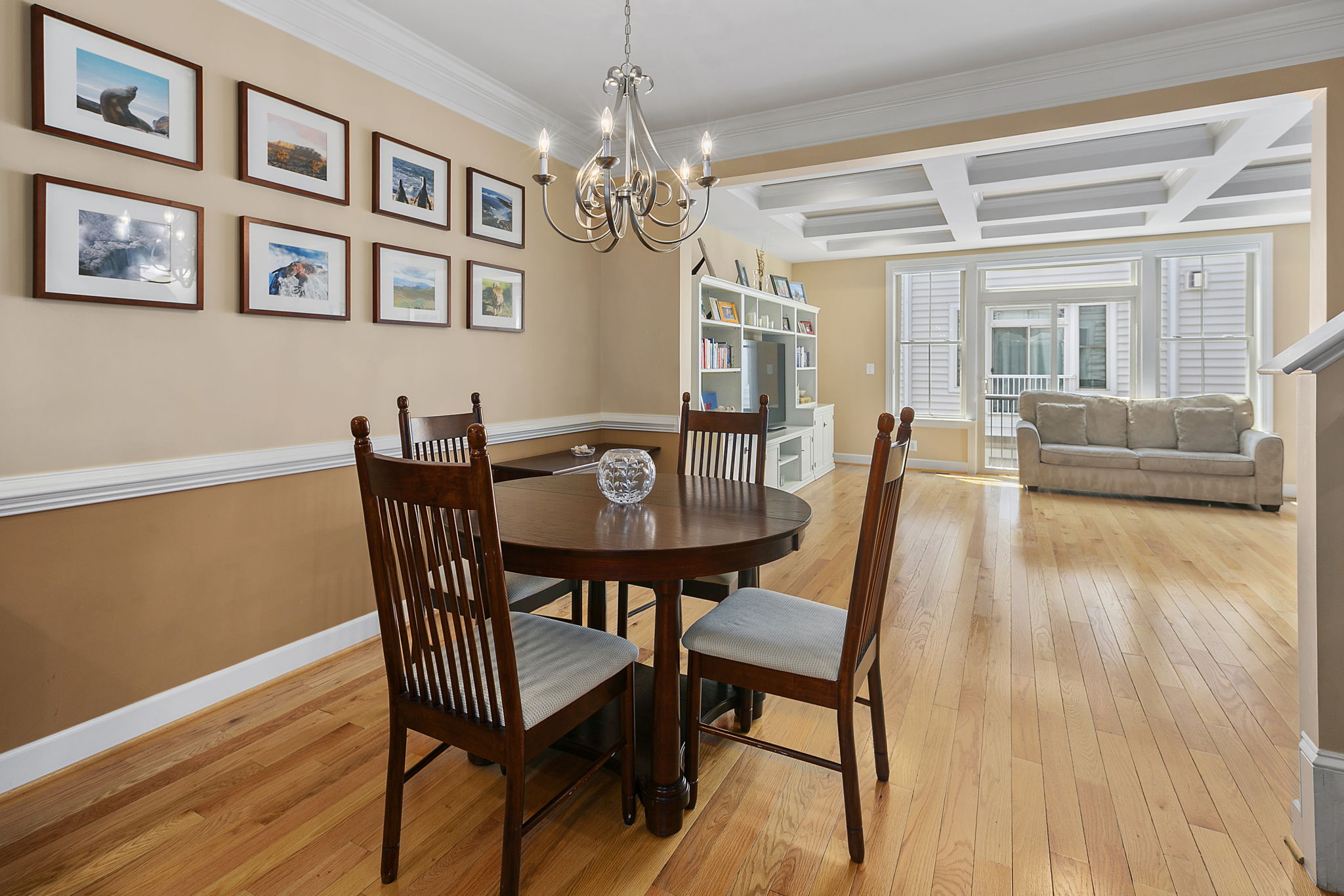 3349 S Kemper Rd, Arlington, VA 22206, USA Photo 8