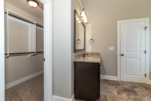 Owner's En-Suite Bath