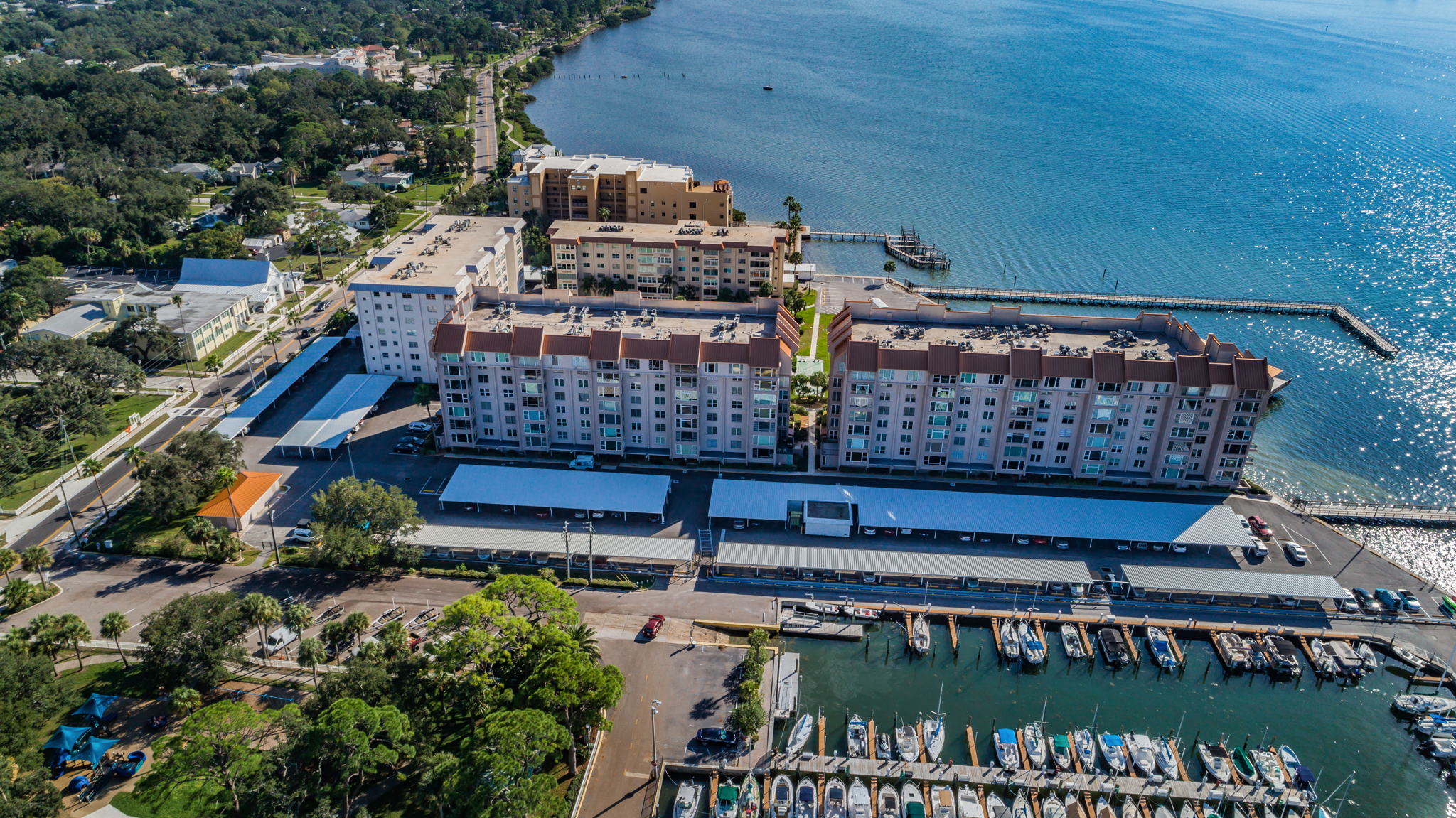 99-Edgewater Arms 632 and 634 Front Exterior